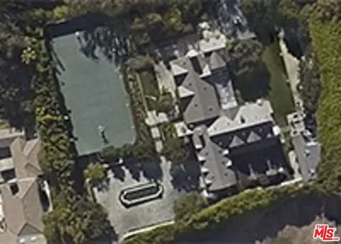 1111 Calle Vista Dr, Beverly Hills, CA 90210