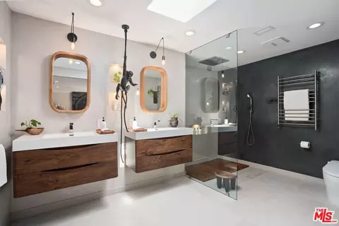 Bath - 7634 E Diane Dr, Orange, CA 92869 photo 1 of 4