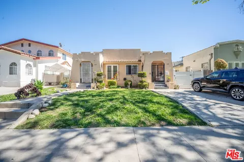 936 S Lucerne Blvd, Los Angeles, CA 90019