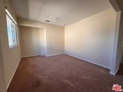 Living - 113 Gardenside Ct, Fallbrook, CA 92028 photo 8 of 8