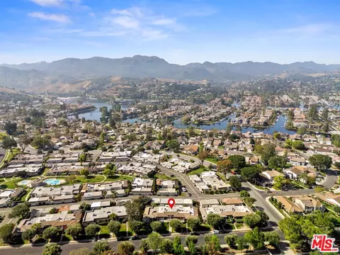 32136 Watergate Rd, Westlake Village, CA 91361