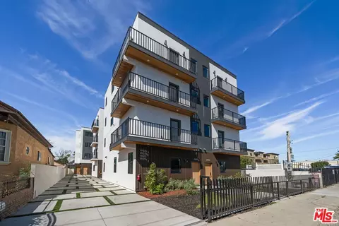 1933 Magnolia Ave, Los Angeles, CA 90007