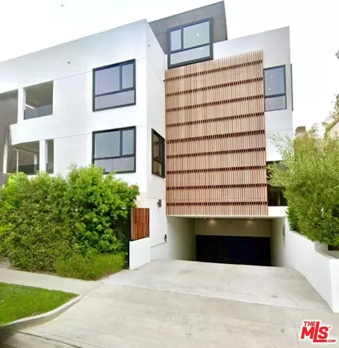 724 N Croft Ave #307, Los Angeles, CA 90069
