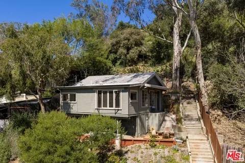 2109 Prospect Trl, Los Angeles, CA 90046