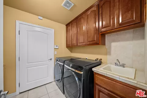 Other - 19898 Sunset Ln, Apple Valley, CA 92308 photo 5 of 19