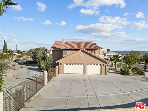 Other - 19898 Sunset Ln, Apple Valley, CA 92308 photo 14 of 19