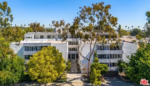 901 10th St #303, Santa Monica, CA 90403
