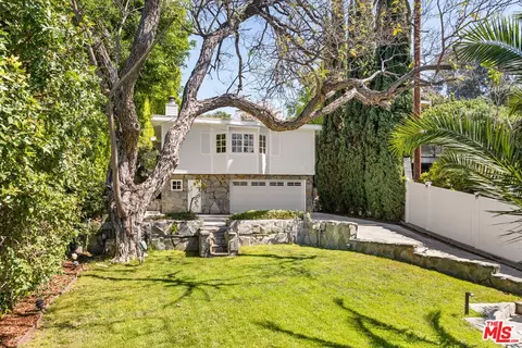 11250 Sunshine Ter, Studio City, CA 91604