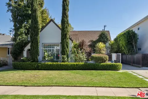1772 S Wooster St, Los Angeles, CA 90035