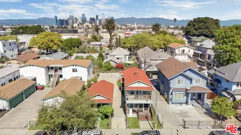 139 E 36th Pl, Los Angeles, CA 90011