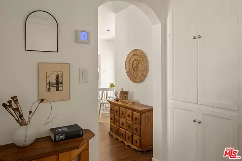 Entry Way - 13610 Bracken St, Arleta, CA 91331 photo 1 of 2