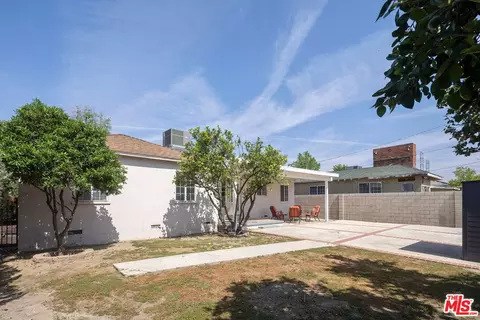 Exterior - 13610 Bracken St, Arleta, CA 91331 photo 4 of 6