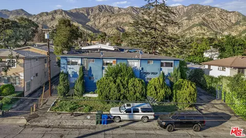 755 E Pine St, Altadena, CA 91001