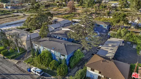 View/Area - 755 E Pine St, Altadena, CA 91001 photo 3 of 7