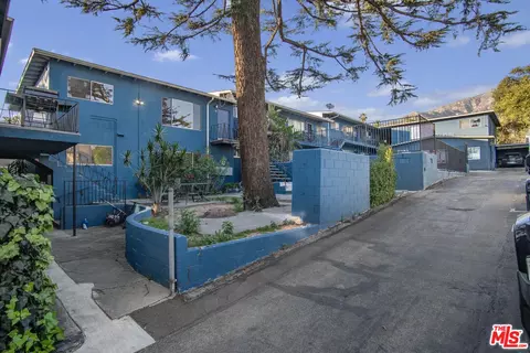 Exterior - 755 E Pine St, Altadena, CA 91001 photo 7 of 7
