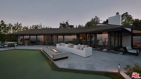 4 Buckboard Ln, Rolling Hills, CA 90274