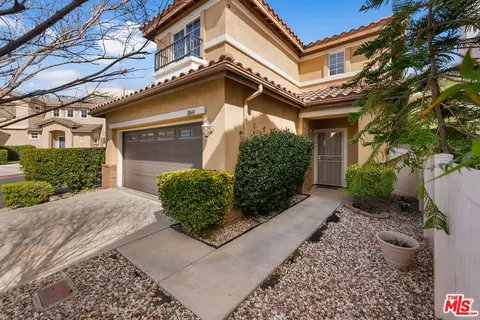 18604 Eos Ln, Canyon Country, CA 91351