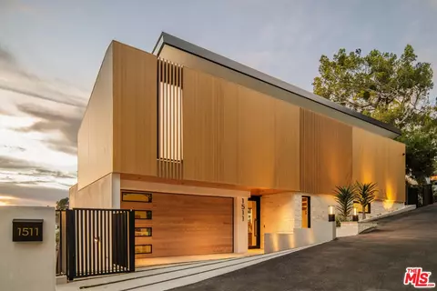 1511 Skylark Ln, Los Angeles, CA 90069