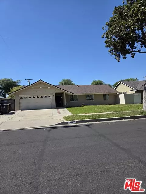 2207 Braeburn Ave, Fullerton, CA 92831