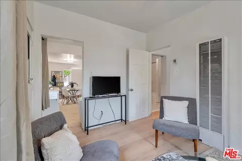 Living - 520 E Lime Ave, Monrovia, CA 91016 photo 4 of 5