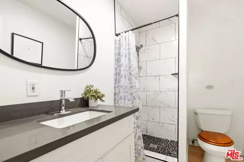 Bath - 520 E Lime Ave, Monrovia, CA 91016 photo 1 of 3