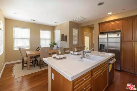 Kitchen - 107 Chantilly, Irvine, CA 92620 photo 4 of 4