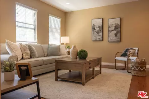 Living - 107 Chantilly, Irvine, CA 92620 photo 2 of 3