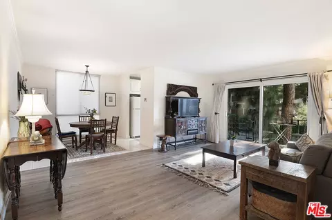 5625 Windsor Way #107, Culver City, CA 90230