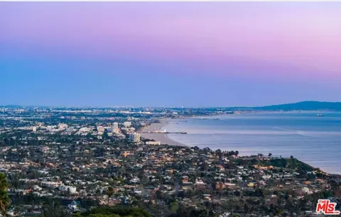 1377 Lachman Ln, Pacific Palisades, CA 90272
