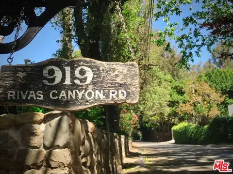 919 Rivas Canyon Rd, Pacific Palisades, CA 90272