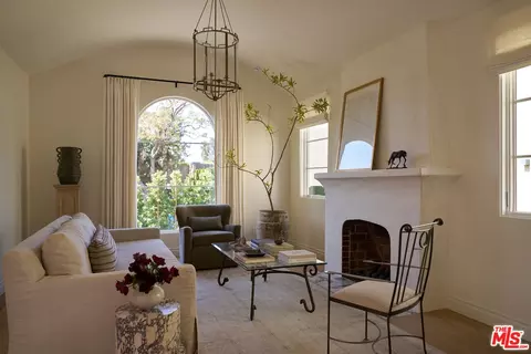 2214 Glencoe Ave, Venice, CA 90291