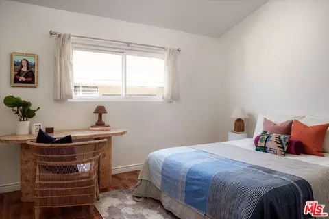 527 E Cypress Ave #C, Burbank, CA 91501 photo 22