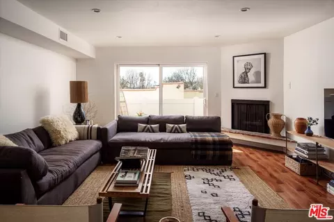 527 E Cypress Ave #C, Burbank, CA 91501