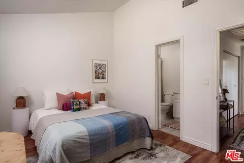 527 E Cypress Ave #C, Burbank, CA 91501 photo 23
