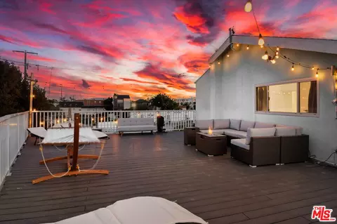 3115 Strongs Dr, Marina Del Rey, CA 90292