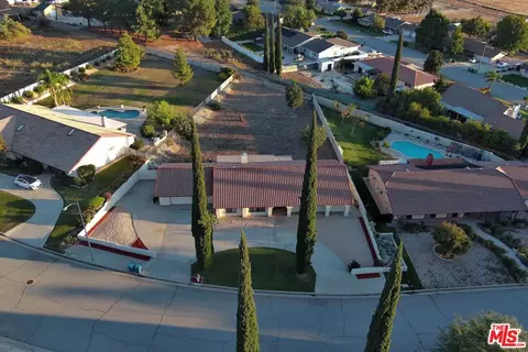 4442 Mockingbird Ln, Banning, CA 92220