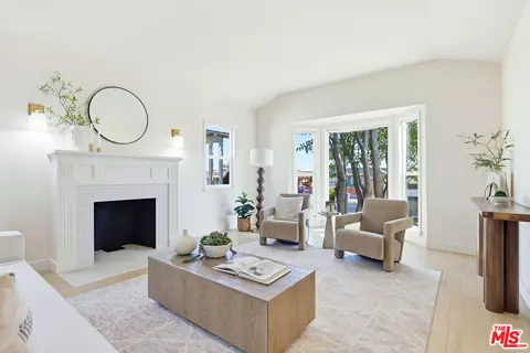 9631 S Harvard Blvd, Los Angeles, CA 90047