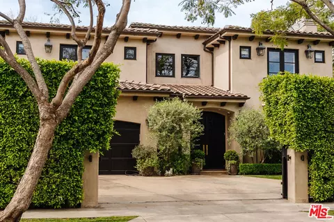 11432 Aqua Vista St, Studio City, CA 91604
