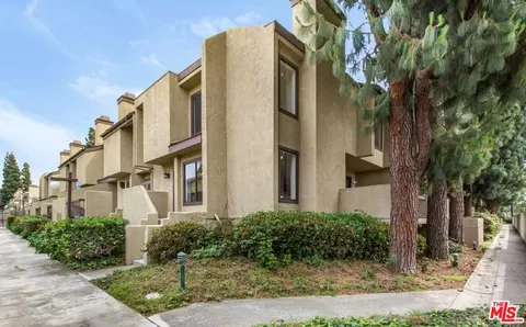 Other - 849 E Victoria St #811, Carson, CA 90746 photo 8 of 14