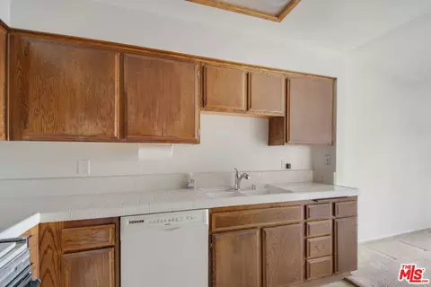 Kitchen - 849 E Victoria St #811, Carson, CA 90746 photo 3 of 4