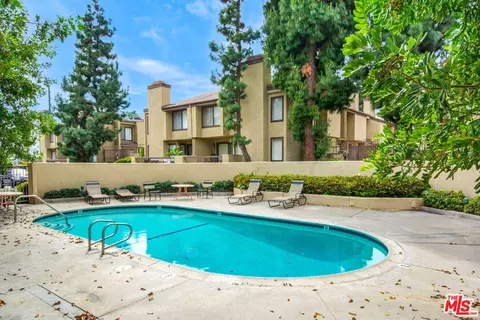 Exterior - 849 E Victoria St #811, Carson, CA 90746 photo 4 of 7