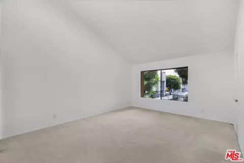 Other - 849 E Victoria St #811, Carson, CA 90746 photo 10 of 14