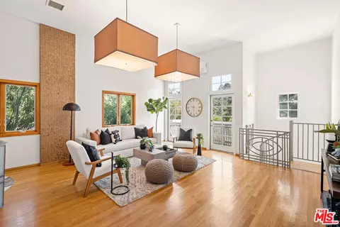 8781 Lookout Mountain Ave, Los Angeles, CA 90046