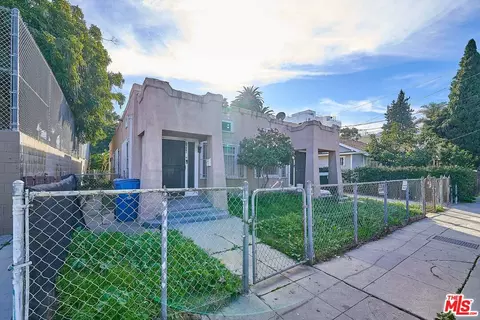 3030 W 12th Pl, Los Angeles, CA 90006