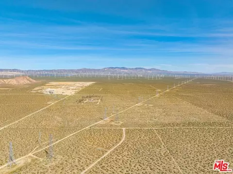 9750 W 70th St, Mojave, CA 93501 photo 30
