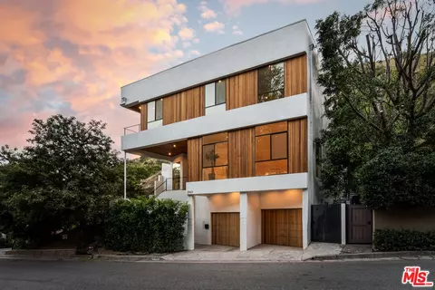 2163 Outpost Dr, Los Angeles, CA 90068