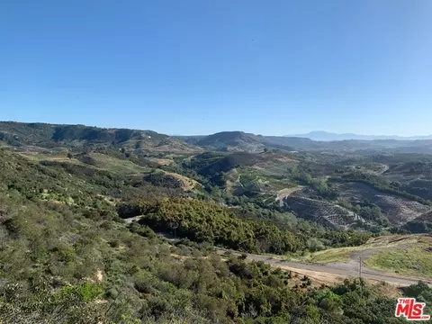 45220 Los Gatos Rd, Temecula, CA 92590