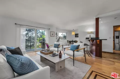 914 Lincoln Blvd #301, Santa Monica, CA 90403