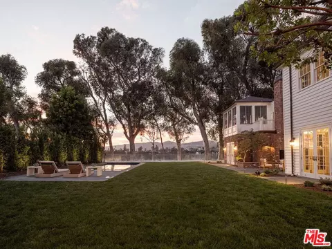 773 Amalfi Dr, Pacific Palisades, CA 90272