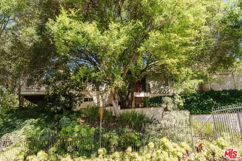 Exterior - 6557 Tokay Rd, Tujunga, CA 91042 photo 18 of 18